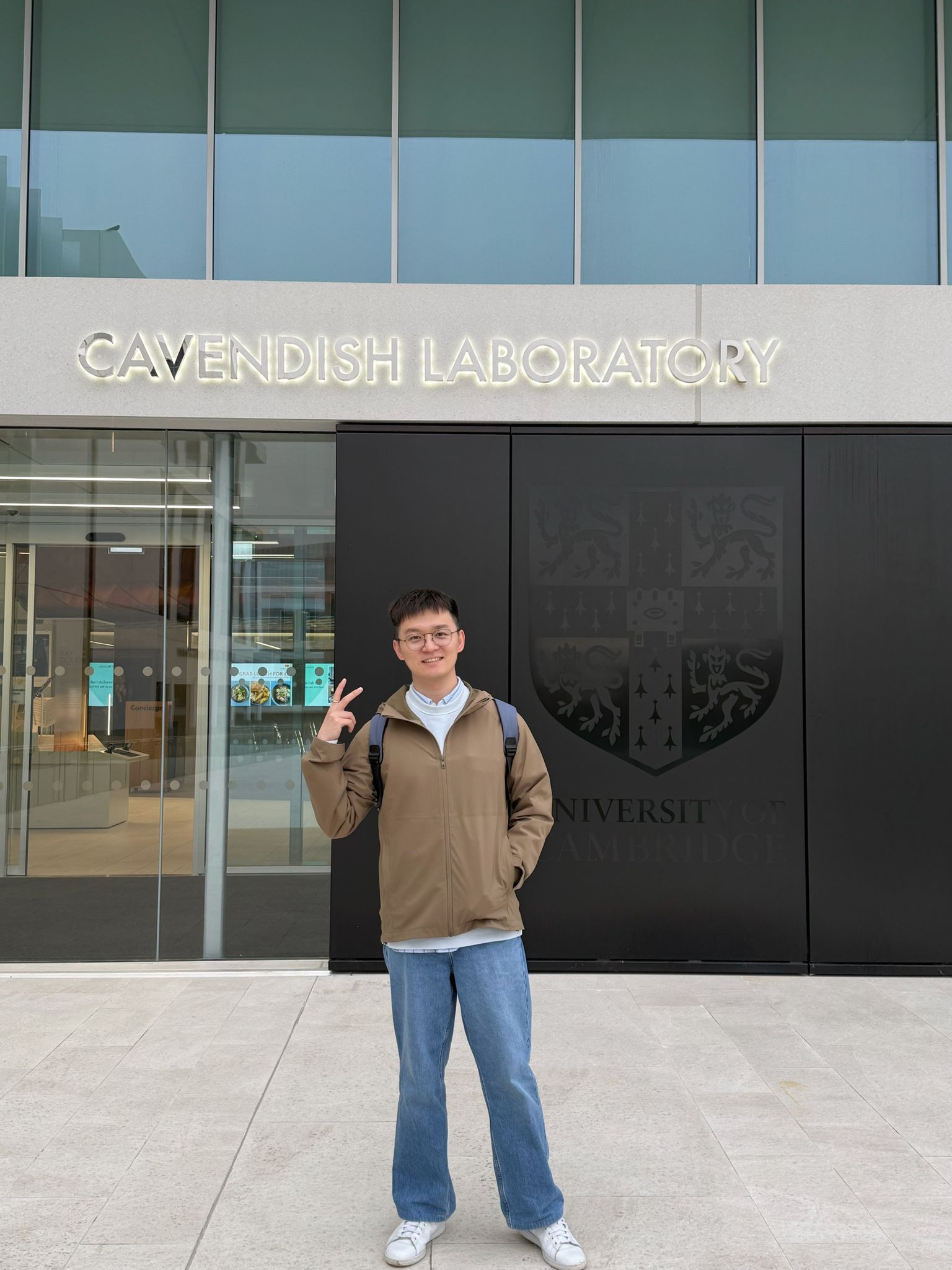 Dr. YU Hong